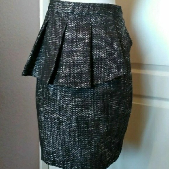 INC TWEED SKIRT PEPLUM PENCIL MINI SIZE 4 WOMENS SZ 4 - Picture 2 of 3